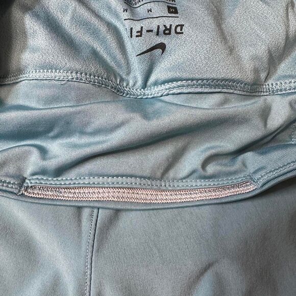 Nike Women's Blue Shorts - Picture 6 of 7